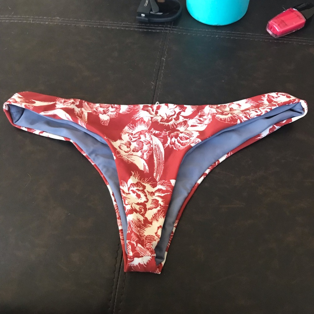 Bikini bottoms